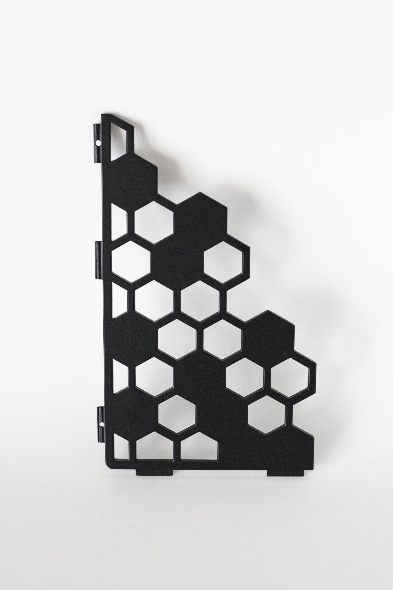 Corner shelf in black HIVE Shelf matte black by Heliotile